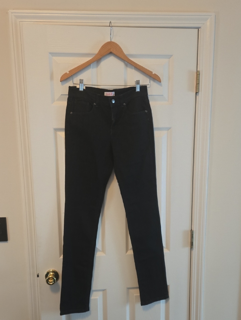 Classic Black Women's Skinny Jeans - Sleek Everyday Fit